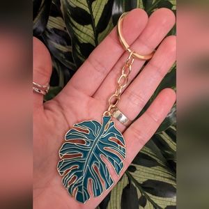 🌿Keychain Tropical vibes Monstera leaf plant 💚